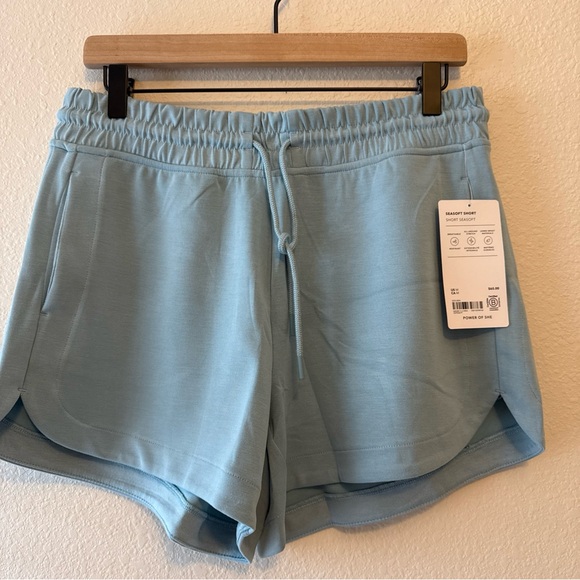 Athleta Seasoft Mid-Rise 4” Shorts Waterloo Blue NWT Mediu - Picture 4 of 8